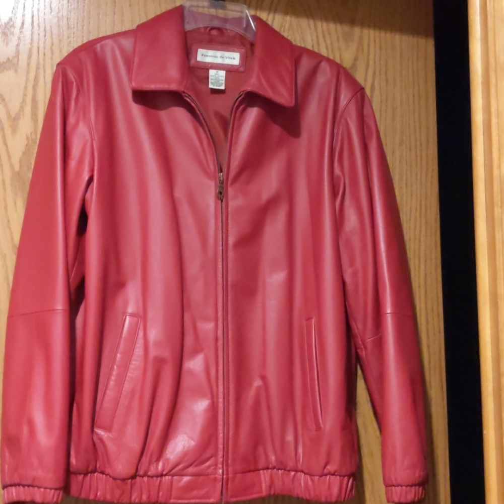 Women's Preston and York red leather jacket, size med.  Excellent condition